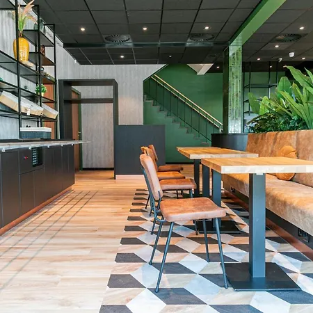 Distrikt Amsterdam Hotel 3*