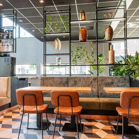 Hotel Distrikt Amsterdam 3*