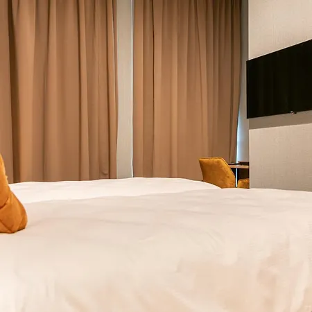 Distrikt Amsterdam מלון 3*