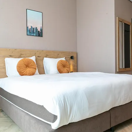 Hotel Distrikt Amsterdam 3*