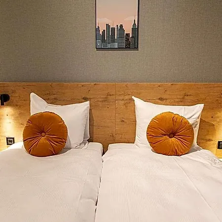 Distrikt Amsterdam Hotel 3*