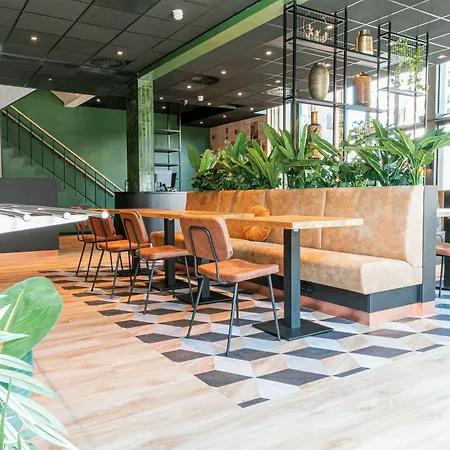 Distrikt Amsterdam מלון זנדאם