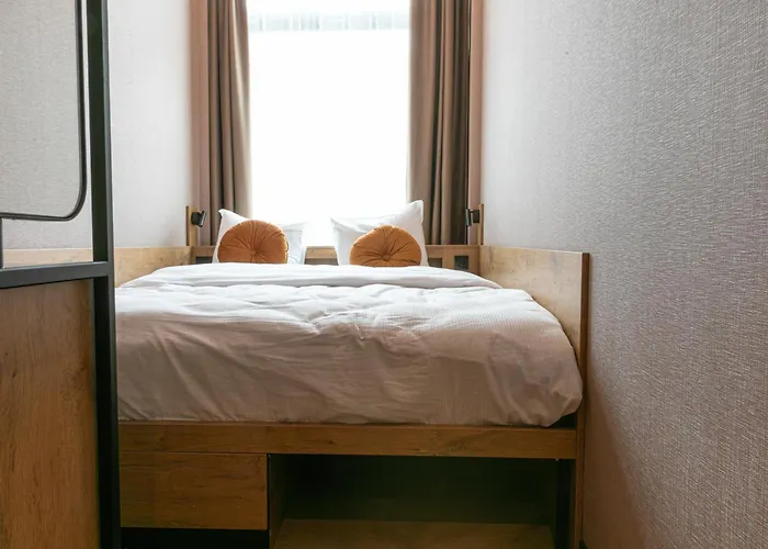 Distrikt Amsterdam מלון 3*